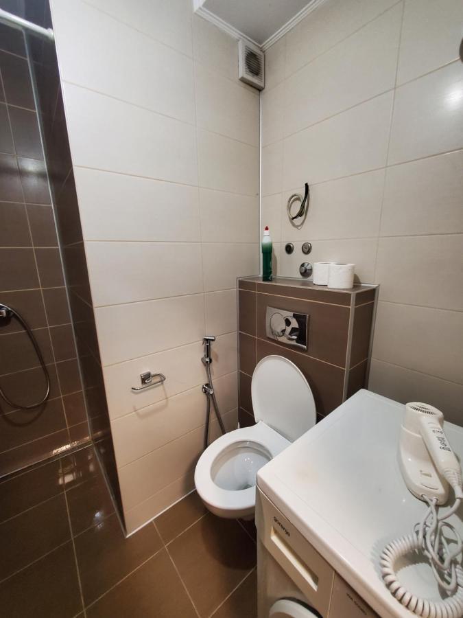 Sleep And Drive Cosy Apartment ซาราเยโว ภายนอก รูปภาพ